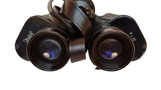 Fernglas K8