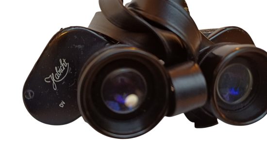 Fernglas K8
