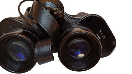 Fernglas K8
