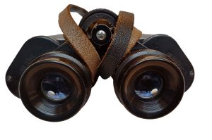 Fernglas K8