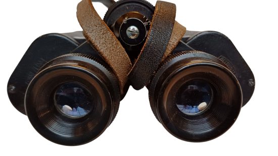 Fernglas K8
