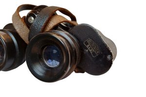 Fernglas K8