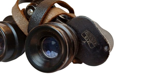 Fernglas K8