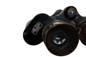 Fernglas K8