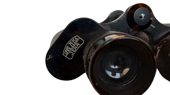 Fernglas K8