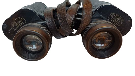 Fernglas K8
