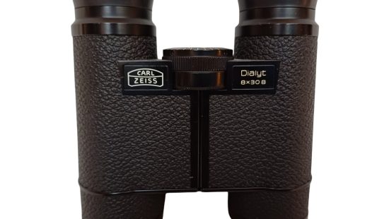 Fernglas K8