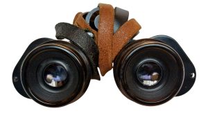 Fernglas K8