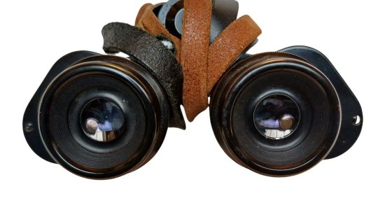 Fernglas K8