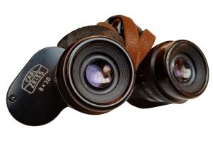 Fernglas K8