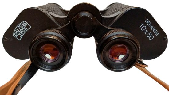 Fernglas K8