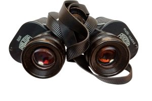 Fernglas K8