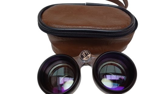 Fernglas K8