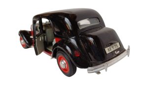 Modellauto Citroen 15CV K2