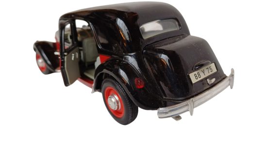 Modellauto Citroen 15CV K2