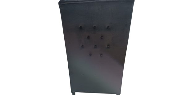 Ohrensessel in Kiste Pos. 69