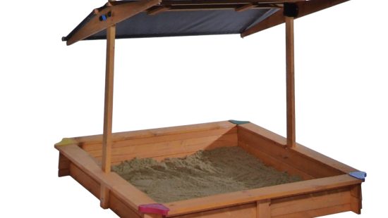 Sandkasten mit Dachlift