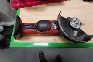 Akku Winkelschleifer