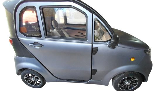 Elektrofahrzeug FIN: H7V6LT122RA500010