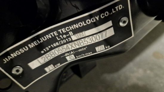 Elektrofahrzeug FIN: H7V6LT122RA500010