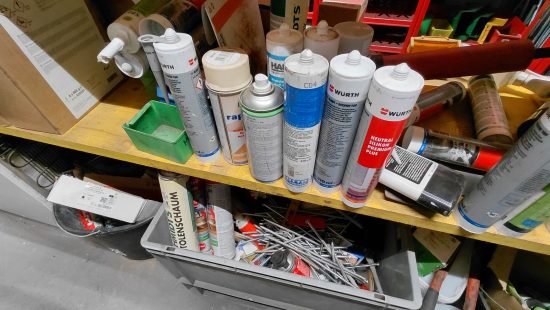 Kompletter Regalinhalt