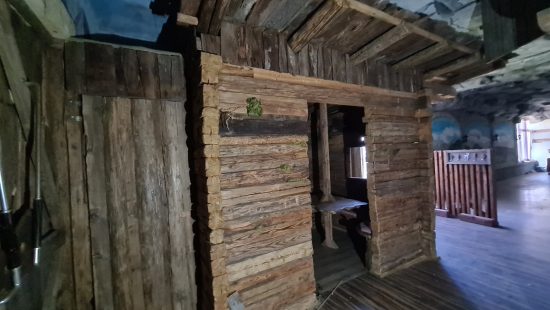 Holzhütte