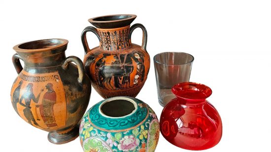 Diverse Glas und Keramik