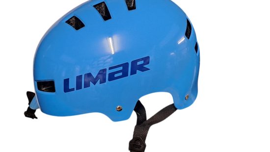 Helm blau