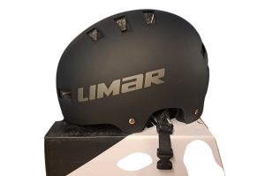 Helm schwarz matt