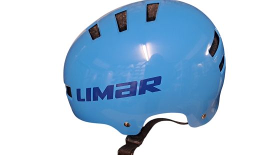 Helm blau