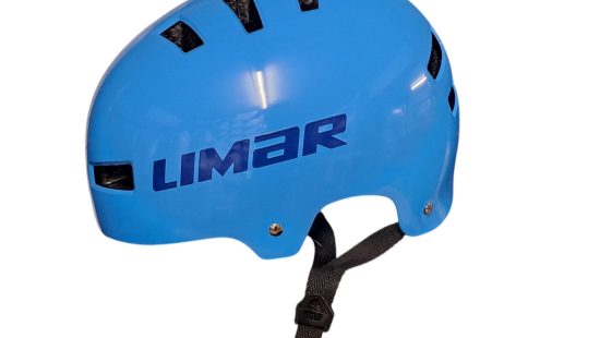 Helm blau