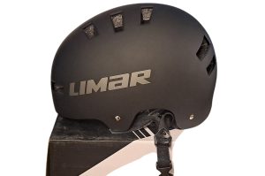 Helm schwarz matt