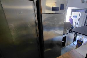 Gastrotiefkühlschrank L