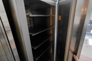 Gastrotiefkühlschrank L