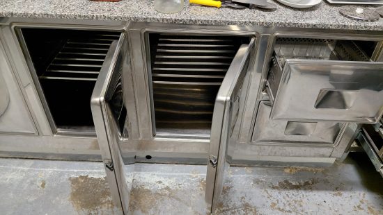 Pizza-Arbeitsplatz L