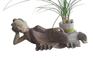 Asiatische Holzstatue