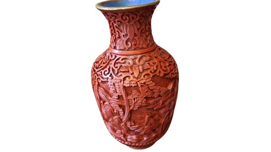 Asiatische Reliefvase WZ EG