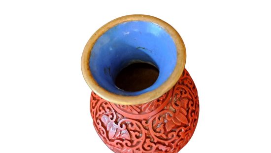 Asiatische Reliefvase WZ EG