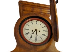 Historische Standuhr WZ EG