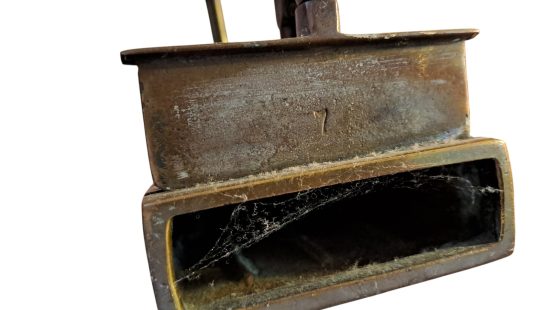 Historische Bügeleisen WZ EG