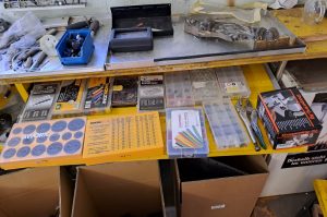 Werkzeug und Kleinteilesortimente