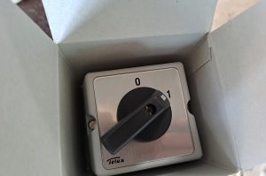 Ein-Aus Schalter K14