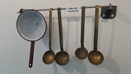 Rattankorbständer