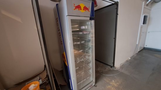 Red Bull Kühlschrank