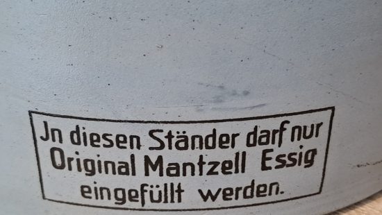Retro Weinessigspender