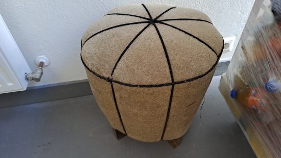 Bon Bon Hocker