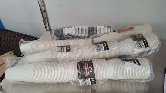 Einwegbecher L
