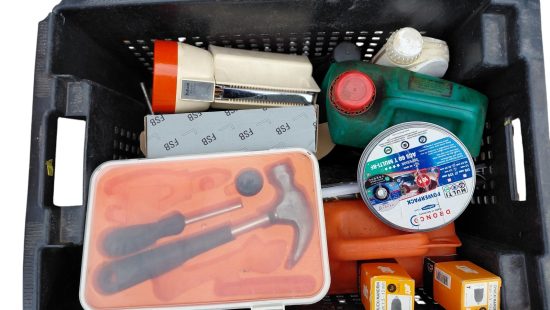 Werkzeug und Zubehör