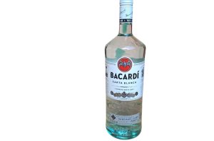 Bacardi Rum Magnum