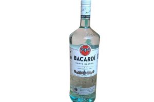 Bacardi Rum Magnum